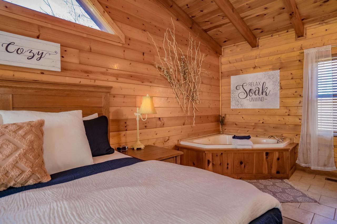 *Family Friendly Cabin Near Dollywood! Pigeon Forge Exterior photo