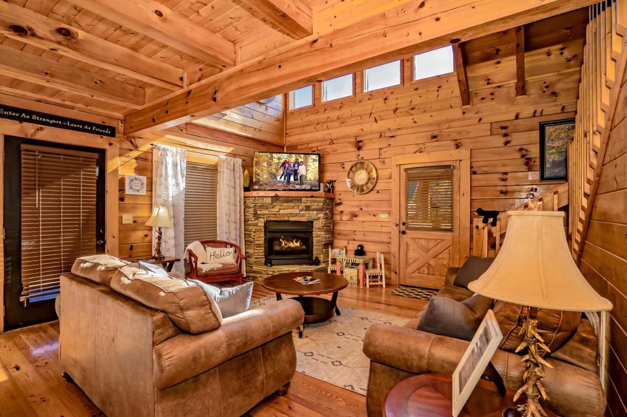 *Family Friendly Cabin Near Dollywood! Pigeon Forge Exterior photo